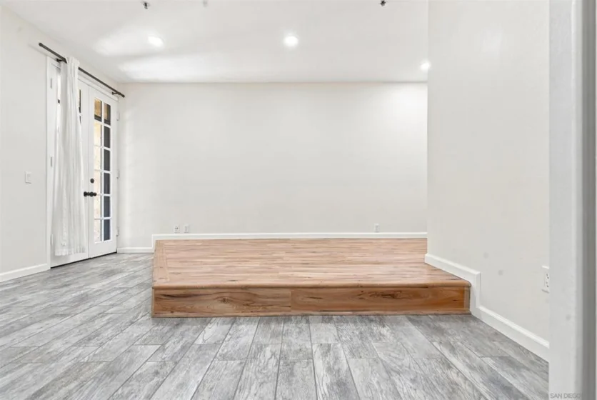 5845 Friars Road #1110 photo 4
