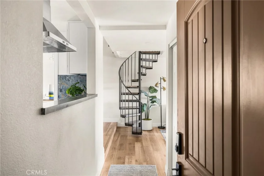 17110 Bluewater Lane photo 4