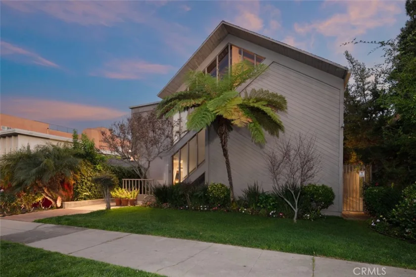 10396 Almayo Avenue #1 photo 44