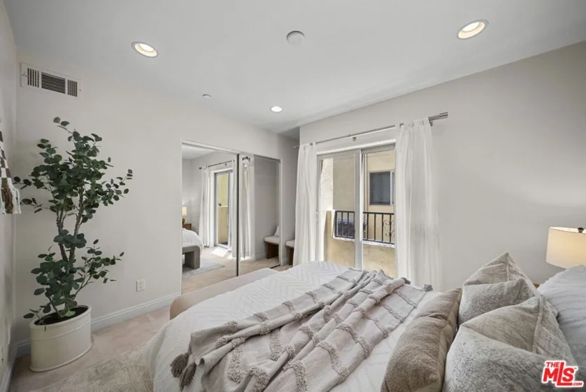5727 Camellia Avenue #108 photo 17