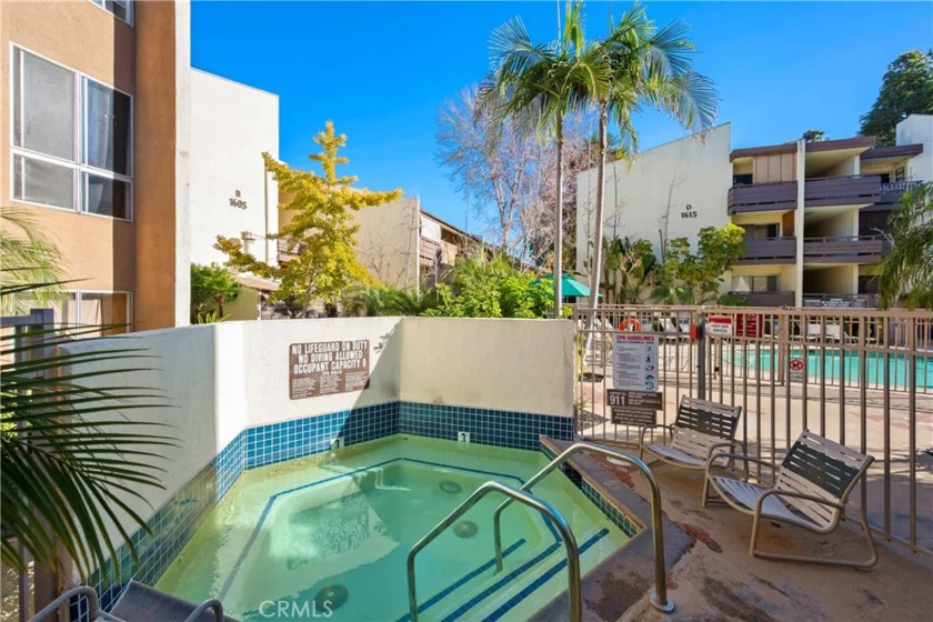 1625 S Hotel photo 23