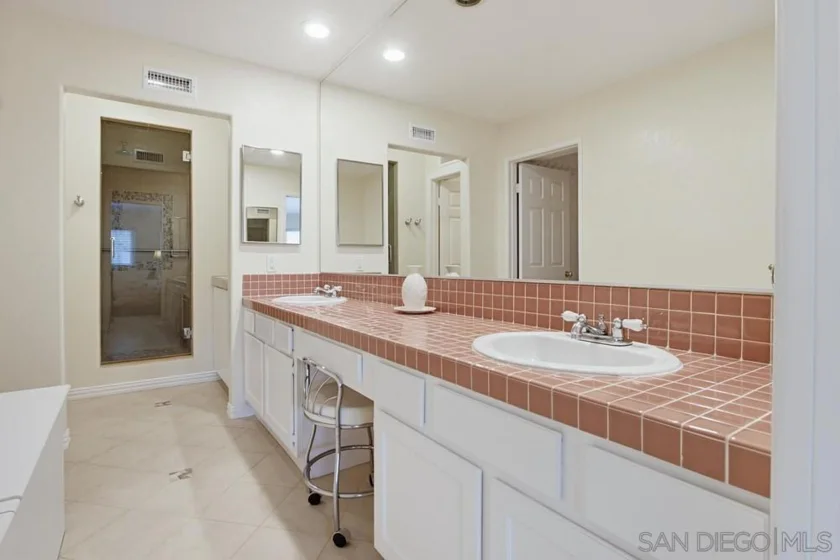 29549 Circle R Greens Drive photo 29
