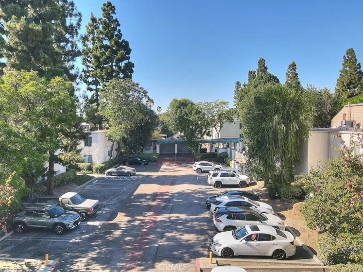 5700 Etiwanda #212 photo 30