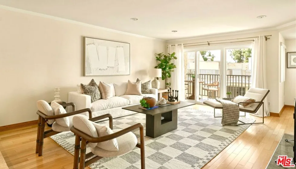 1230 Horn Avenue #201 photo 1