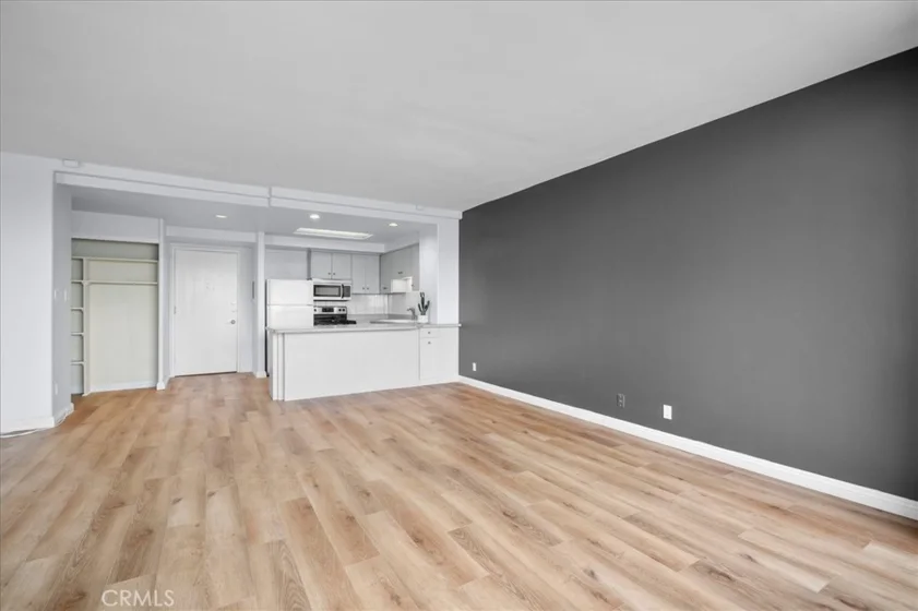 969 Hilgard Avenue #1006 photo 7