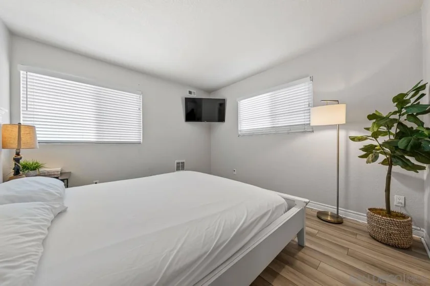 1845 Bayview Heights #99 photo 5