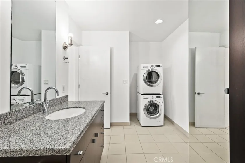 1100 Wilshire Boulevard #3309 photo 14