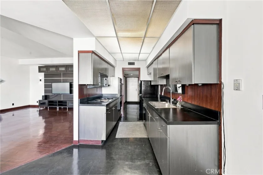 7250 Franklin Avenue #804 photo 7
