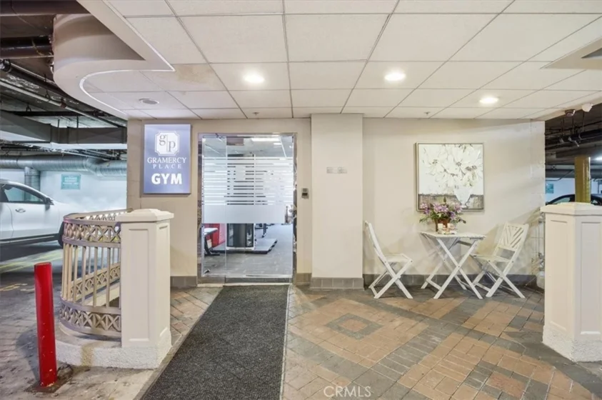 620 S Gramercy Place #130 photo 22