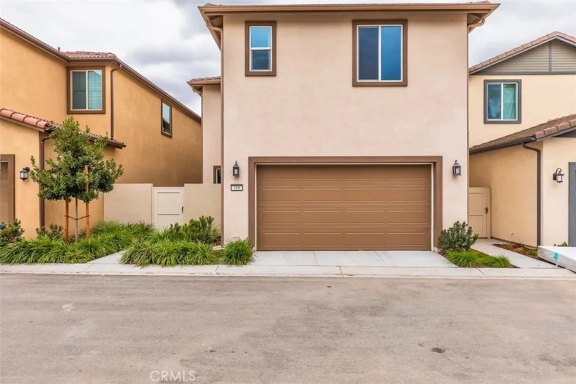 169 Great Park Boulevard photo 2