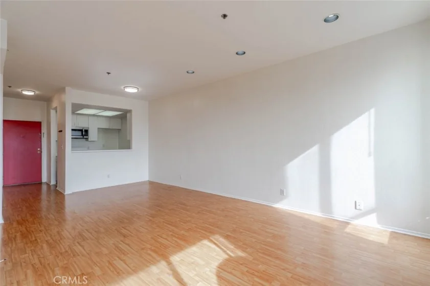 19350 Sherman Way #210 photo 6
