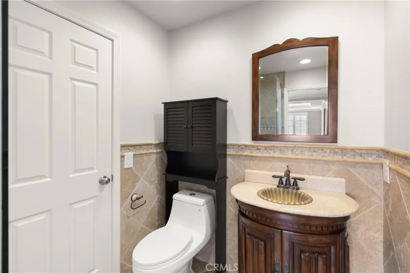 5810 E Mountain Loop photo 7