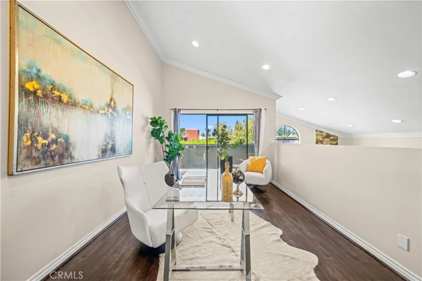 4211 Arch #203 photo 11