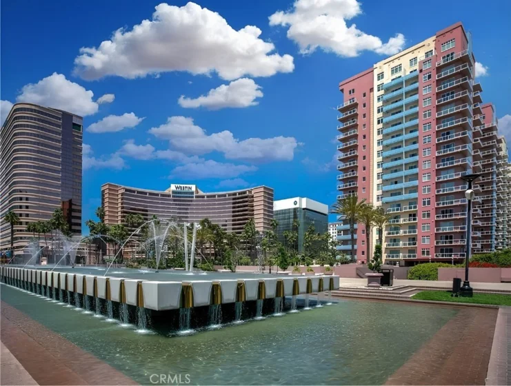 488 E Ocean #1607 photo 36