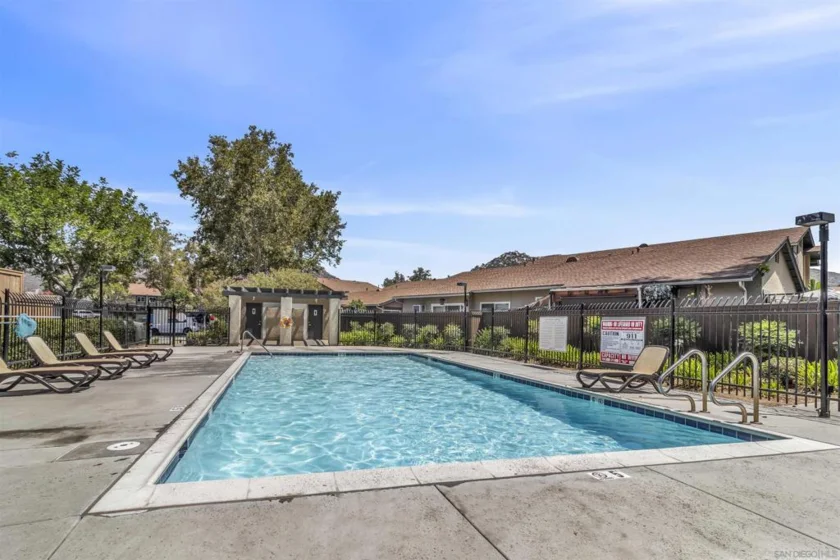 10250 Michala Place photo 21