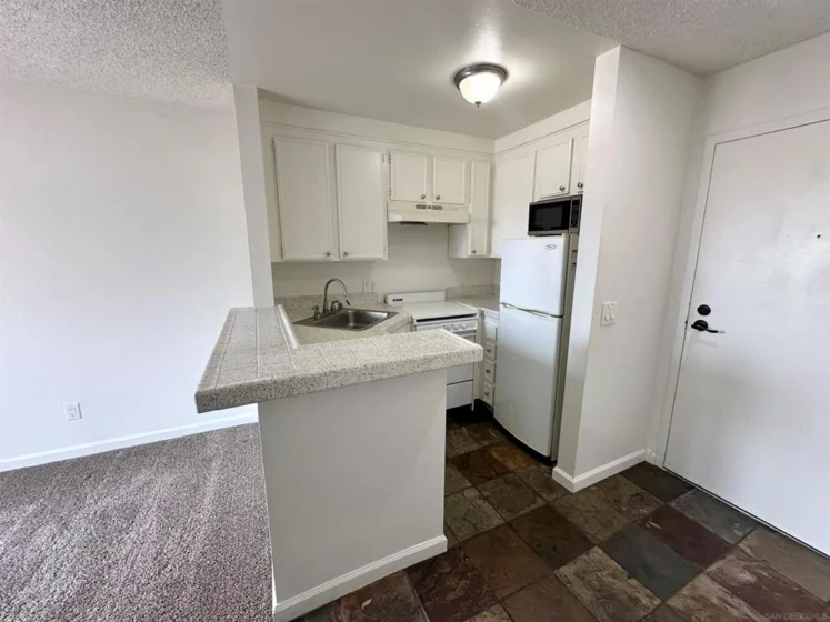 3950 Cleveland #208 photo 7
