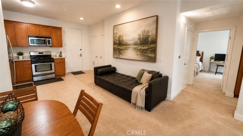 6938 Laurel Canyon #108 photo 31