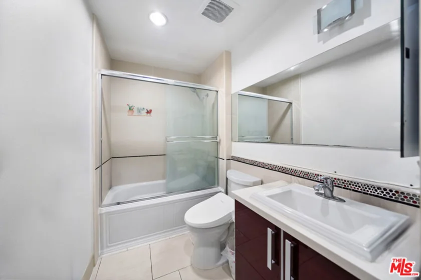 848 Irolo Street #408 photo 7
