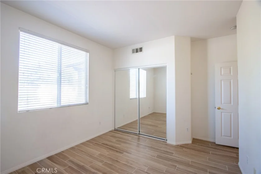 45743 Magnolia photo 17