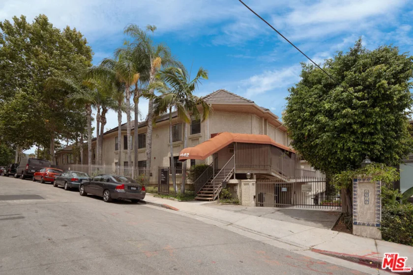 1942 Grace Avenue #217 photo 18