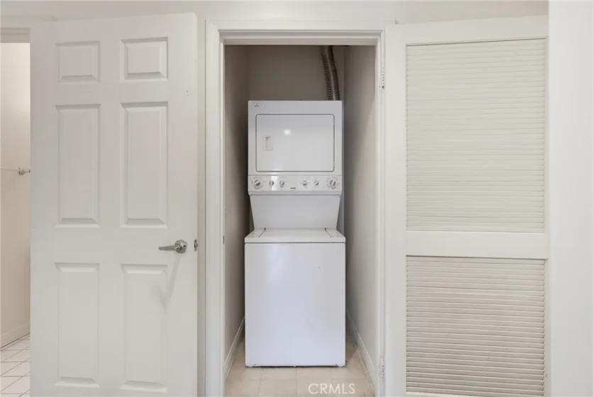 9610 Zelzah Avenue #203 photo 5