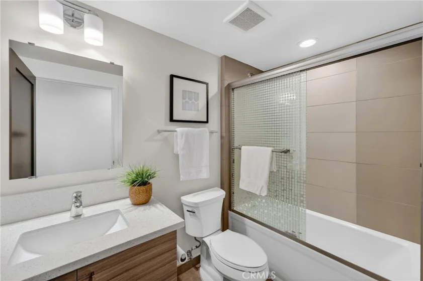 2428 E Del Mar Boulevard #206 photo 21