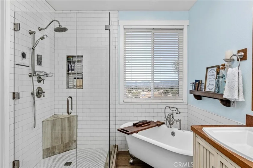 23831 Via Madrid photo 36
