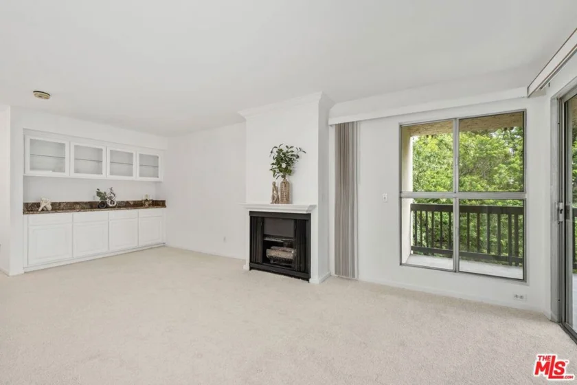 1211 Raintree Circle photo 1