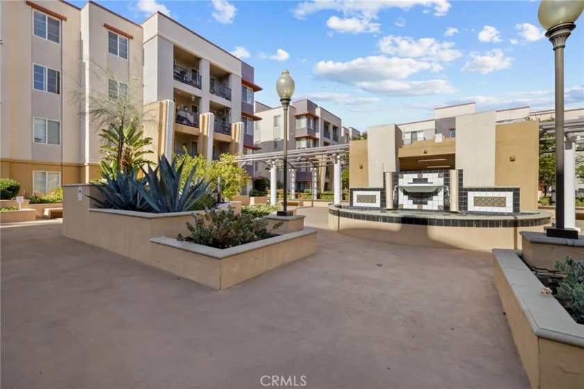 360 W Avenue 26 #401 photo 19
