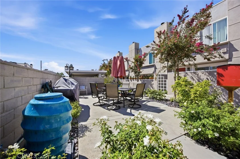 14345 Foothill #111 photo 33