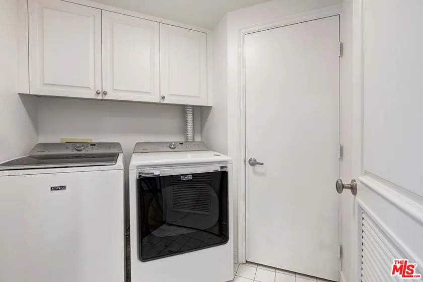430 N Oakhurst Drive #202 photo 31