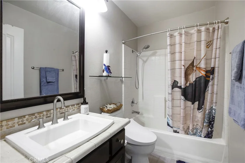 37 Mira Mesa photo 14