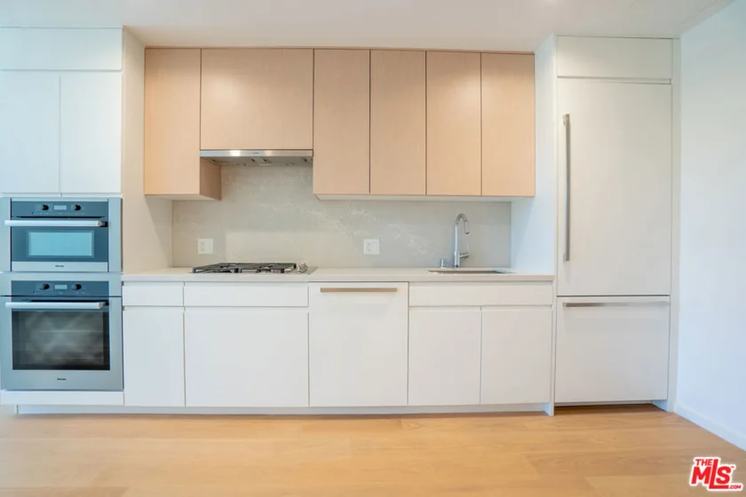 877 Francisco Street #2210 photo 6