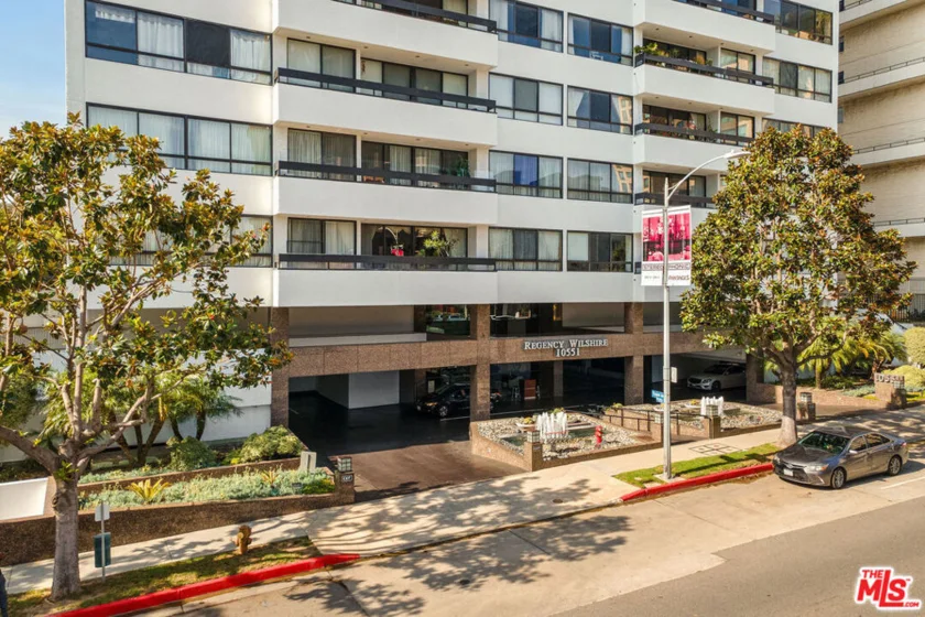 10551 Wilshire Boulevard #403 photo 10