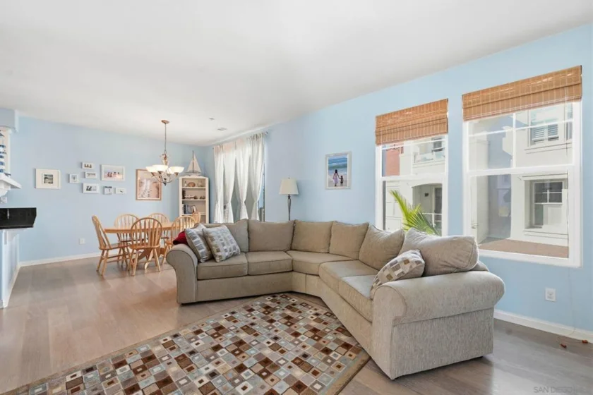 845 Harbor Cliff Way #305 photo 9