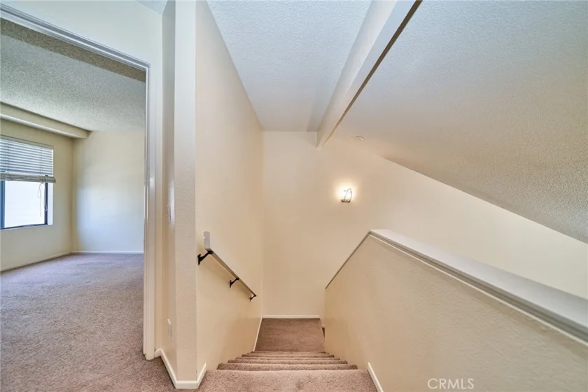 380 Deerfield photo 19