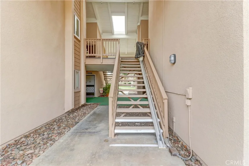 8877 Lauderdale Court #210-G photo 4