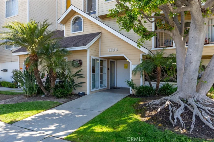 1100 Newport Avenue #405 photo 1