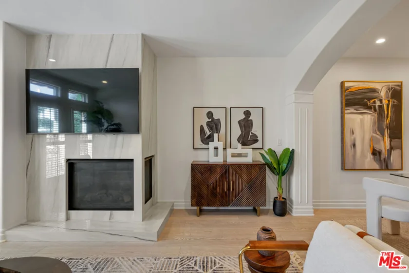 4711 Ambrose Avenue #204 photo 7