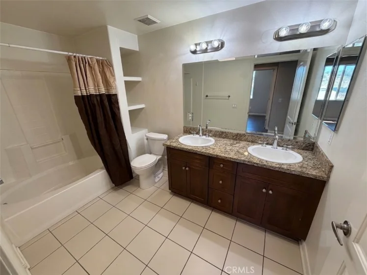 360 W Avenue 26 #237 photo 16