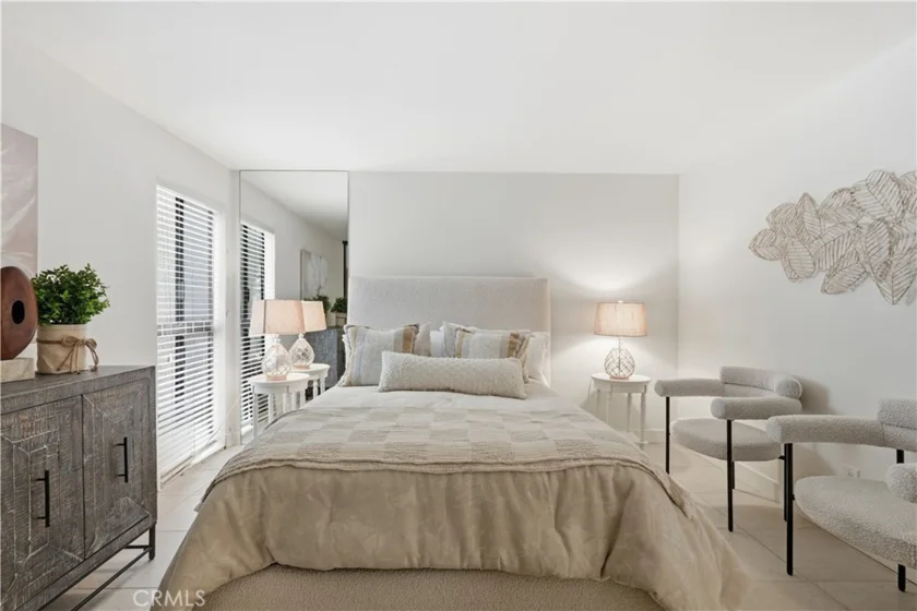 6126 N Marina Pacifica photo 19