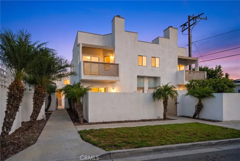 12700 Josephine photo 2
