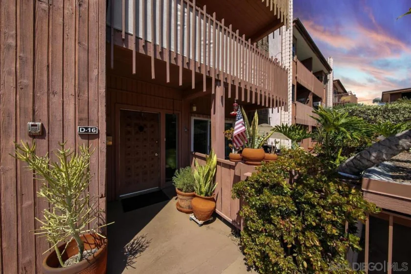 2614 Torrey Pines Road #D16 photo 1