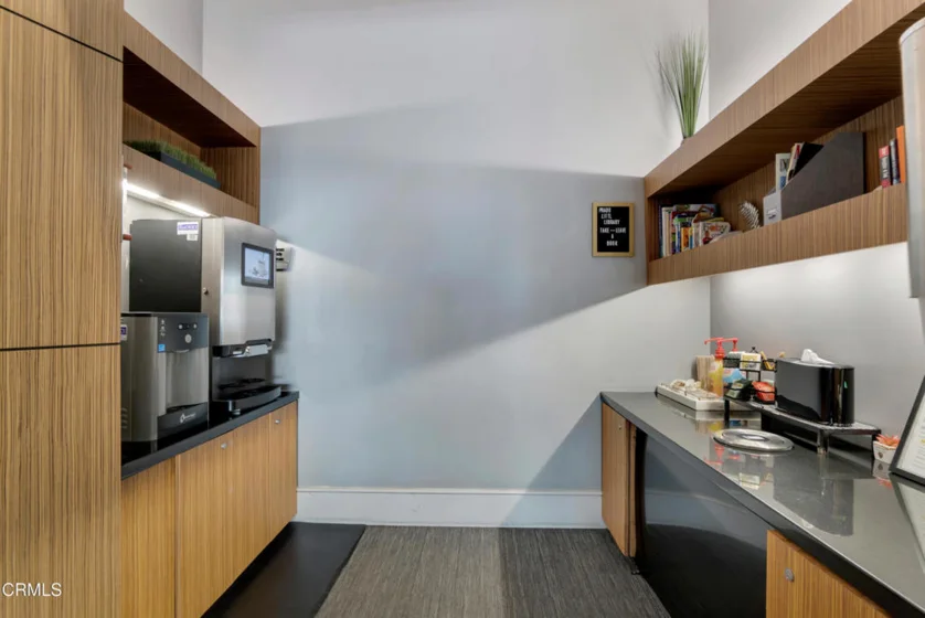840 E Green Street #329 photo 19