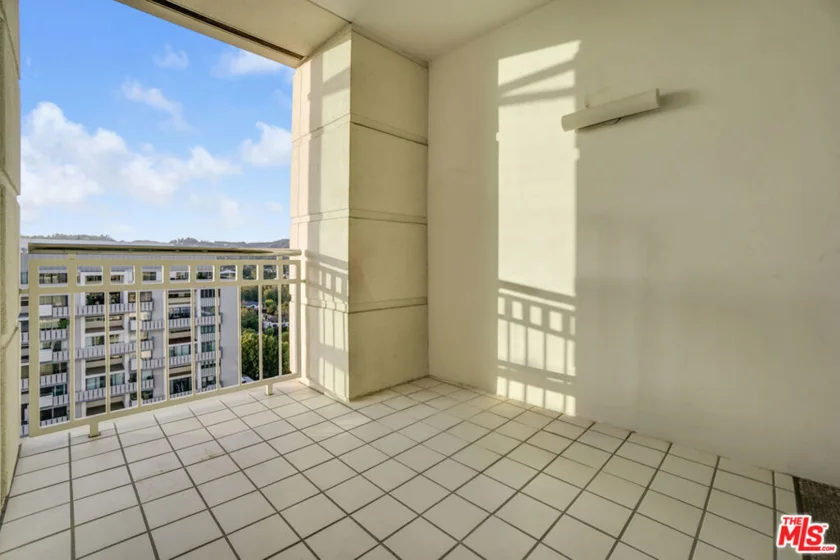10380 Wilshire Boulevard #1501 photo 45