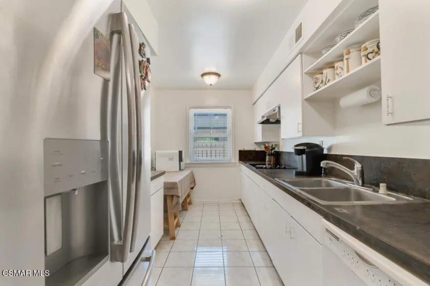 8021 Canby Avenue #3 photo 36