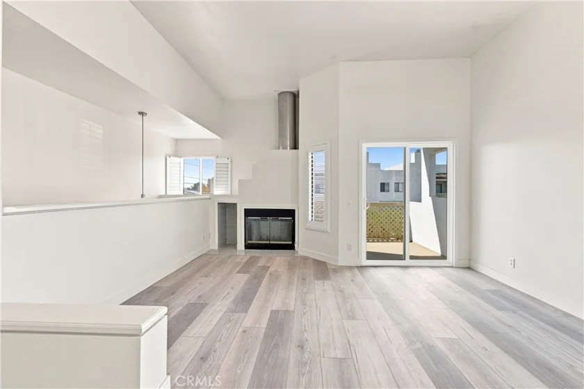 12700 Josephine photo 14