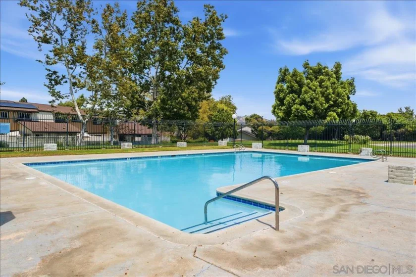 503 Smoketree Glen photo 7