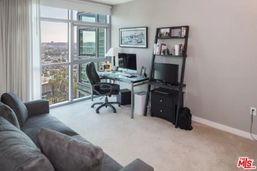 13700 Marina Pointe Drive #1725 photo 11