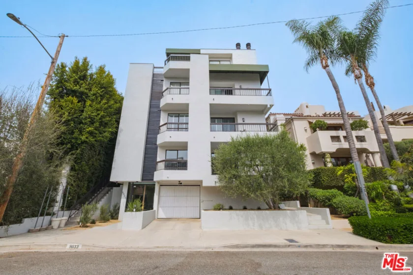 9033 Vista Grande Street #2 photo 29